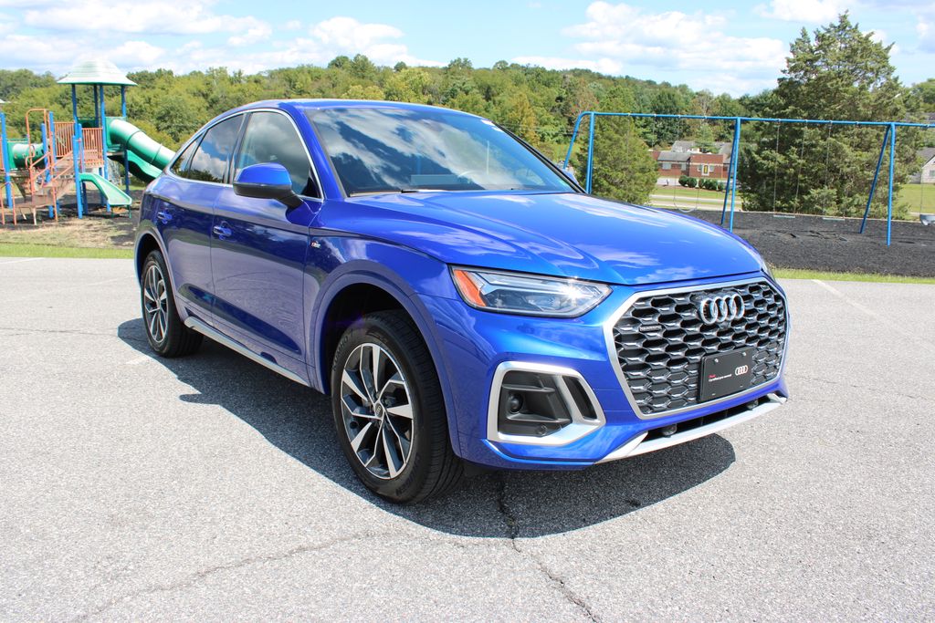 2024 Audi Q5 Sportback 45 S line Premium photo 2
