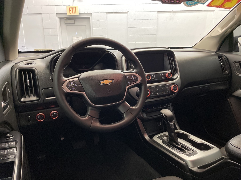 2022 Chevrolet Colorado LT photo 9