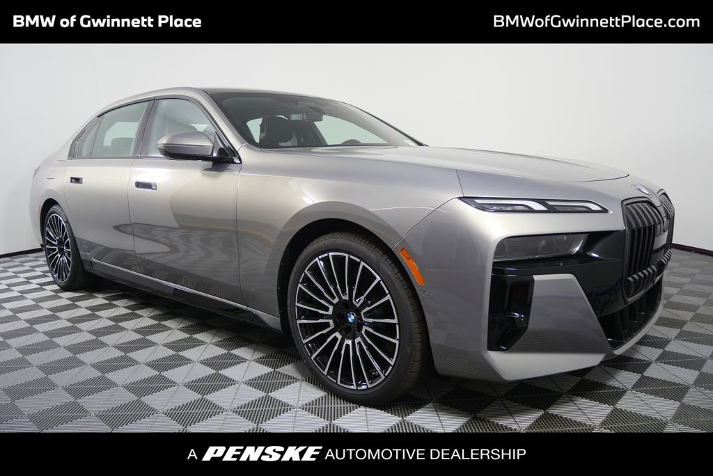 2025 BMW 7 Series 760i's photo