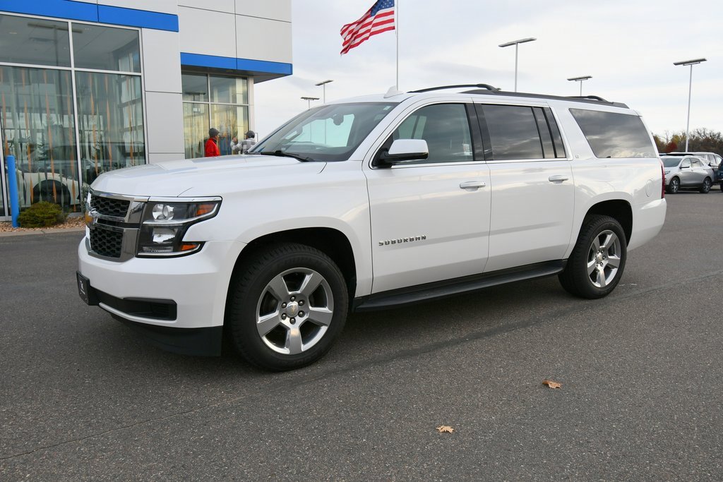 Used 2020 Chevrolet Suburban LT with VIN 1GNSKHKC5LR196890 for sale in North Branch, Minnesota