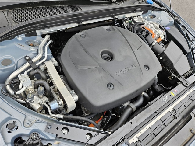 2023 Volvo S60 Recharge T8 Plus photo 13