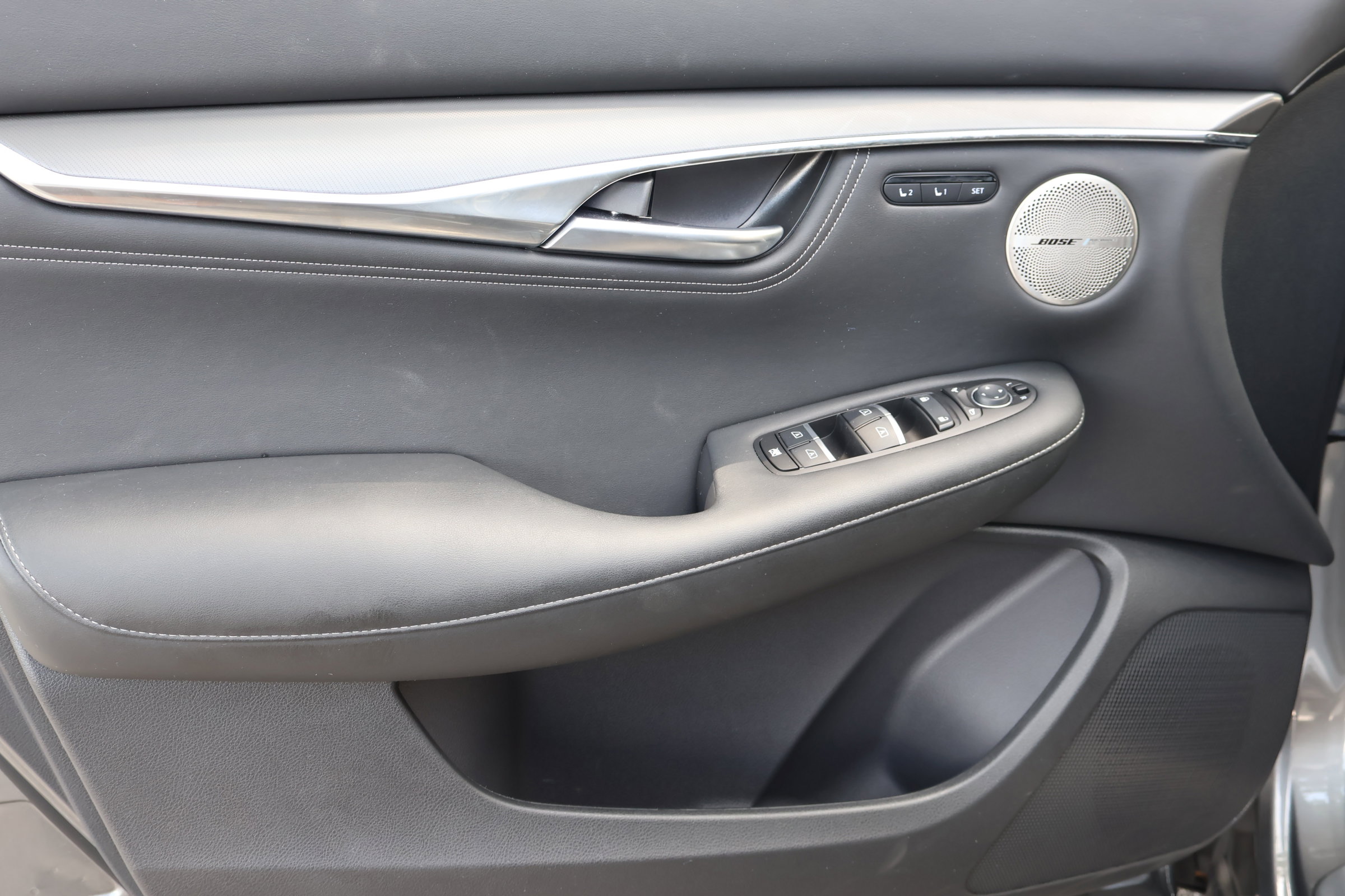 2025 Infiniti QX55 Essential photo 14