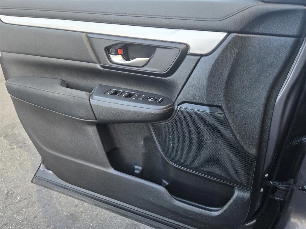 2020 Honda CR-V LX photo 15