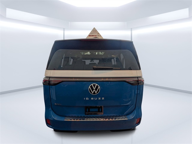2025 Volkswagen ID. Buzz photo 3