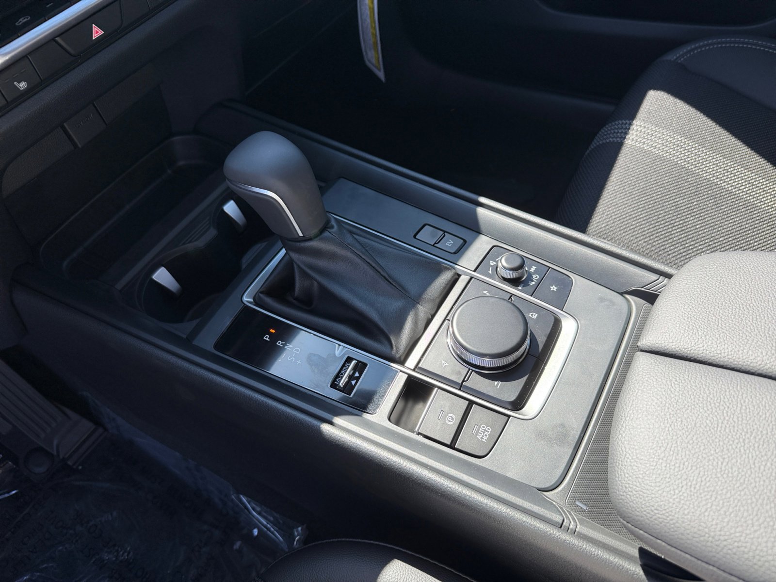 2025 Mazda CX-50 Preferred photo 12