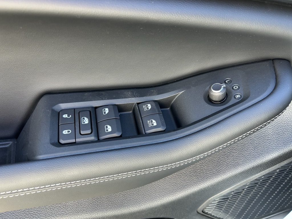 2025 Jeep Grand Cherokee Laredo X photo 10