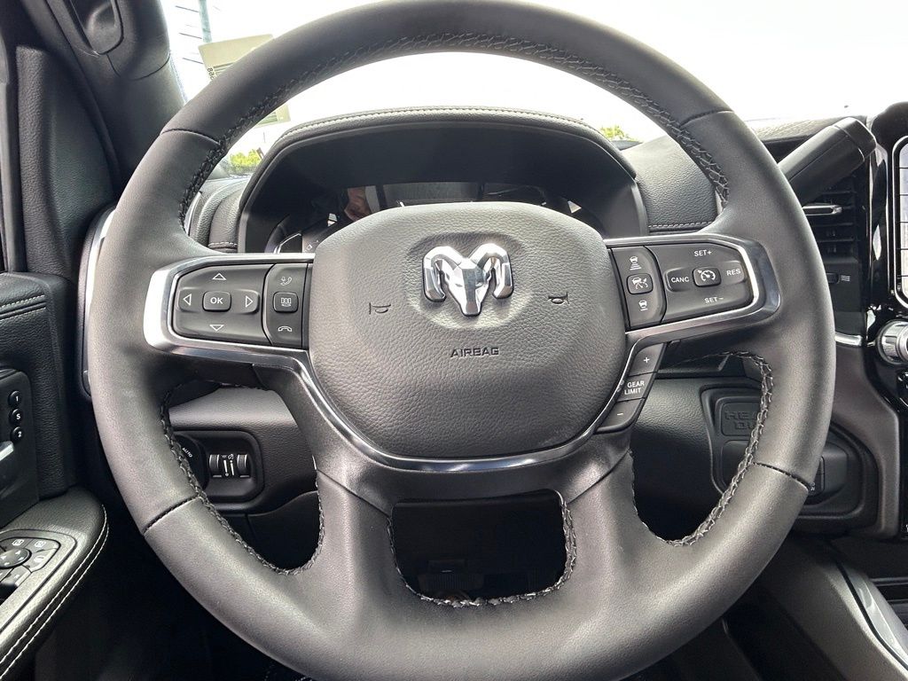 2025 Ram 3500 Laramie photo 13