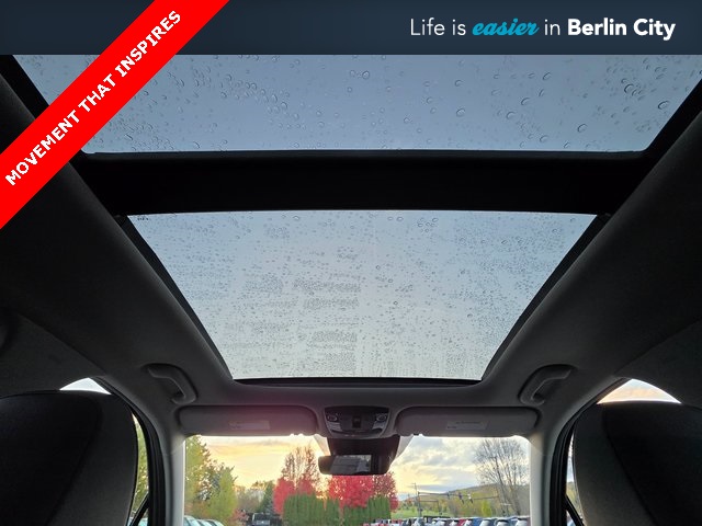 2026 Kia Sorento X-Line EX photo 2