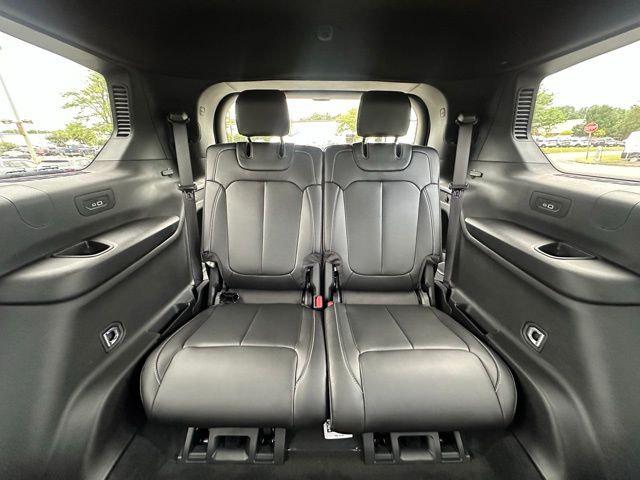 2025 Jeep Grand Cherokee Limited photo 31