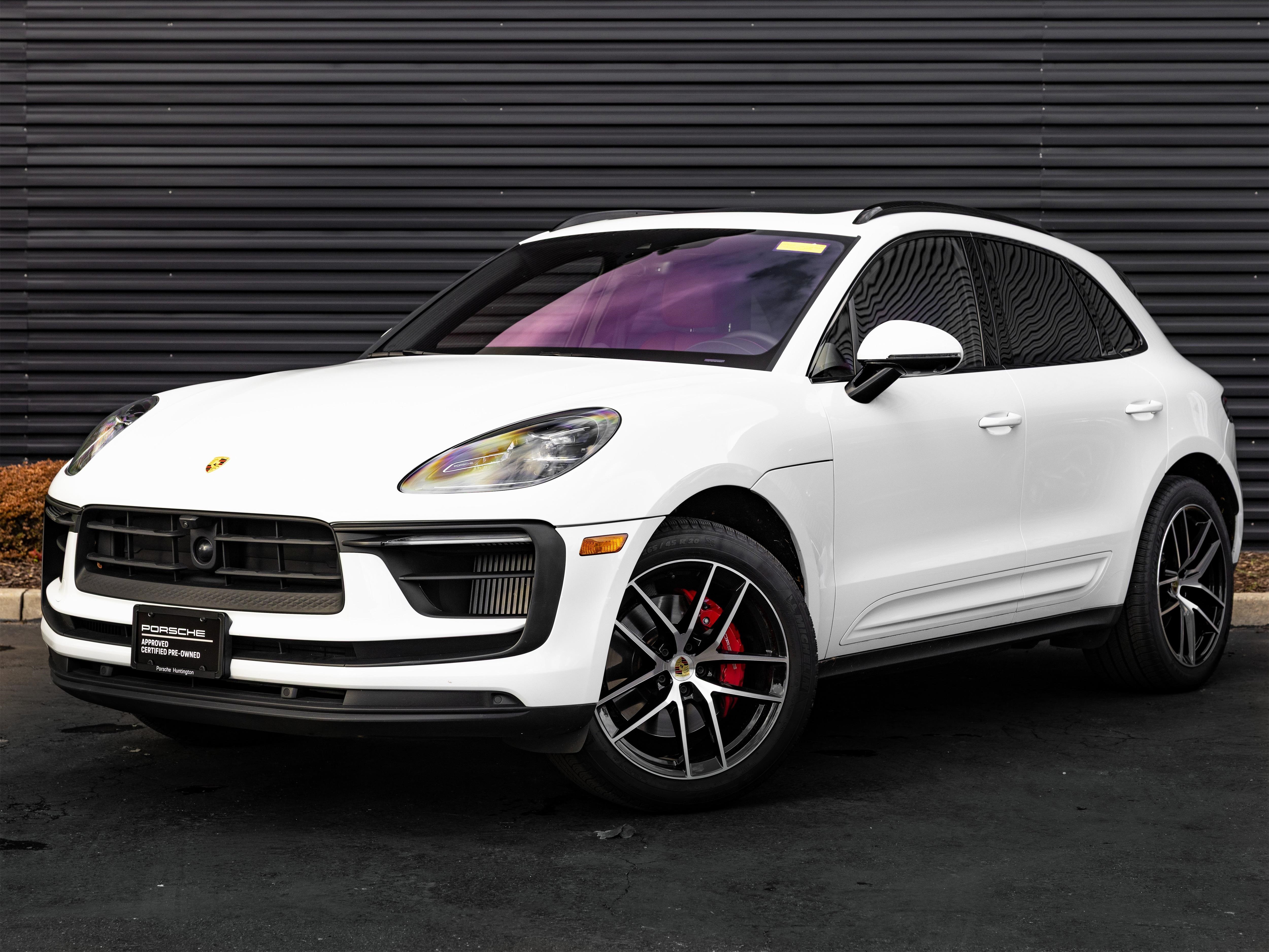 2023 Porsche Macan S's photo