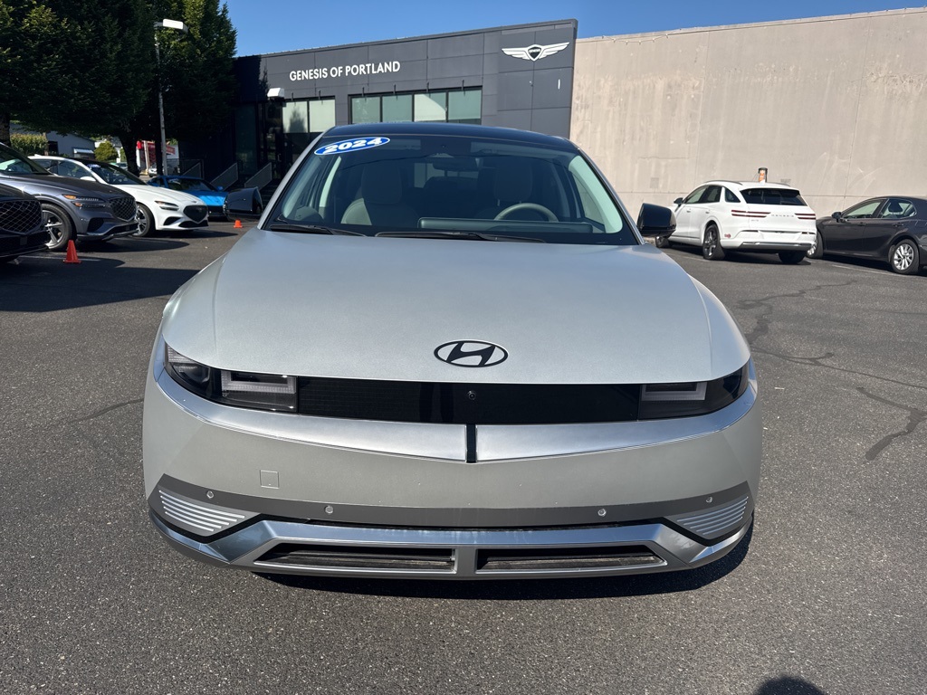 2024 Hyundai Ioniq 5 Limited photo 2