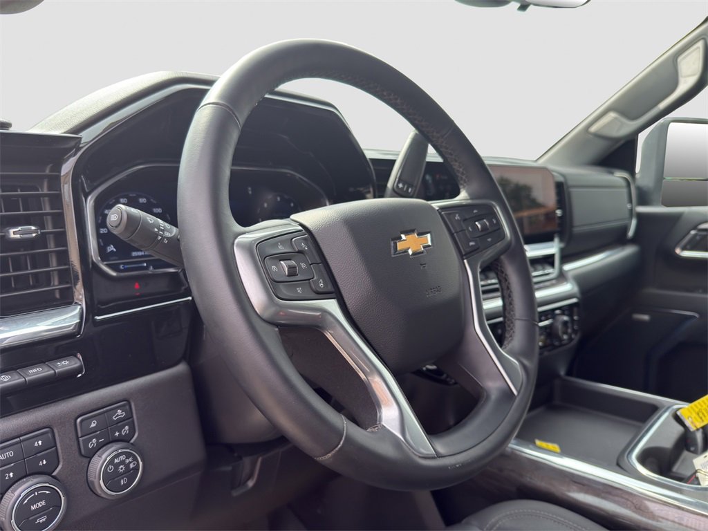 2024 Chevrolet Silverado LTZ photo 8