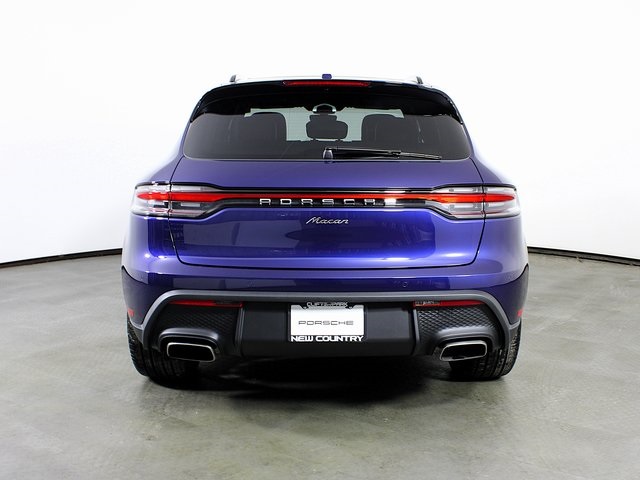 2025 Porsche Macan T photo 6