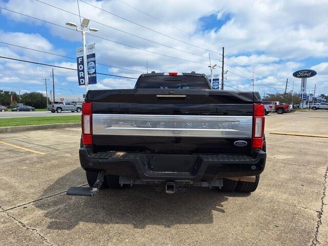 2021 Ford F-350 Platinum photo 4