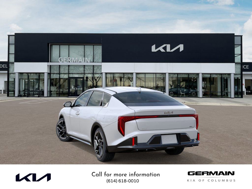 2025 Kia K4 GT-Line photo 4