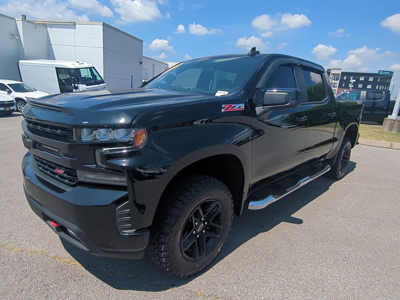 2021 Chevrolet Silverado 1500 LT Trail Boss photo 3