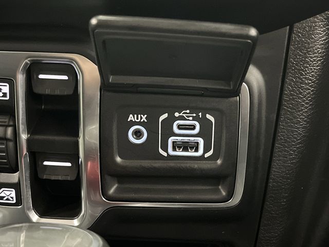 2022 Jeep Wrangler Unlimited Sahara 4xe photo 22