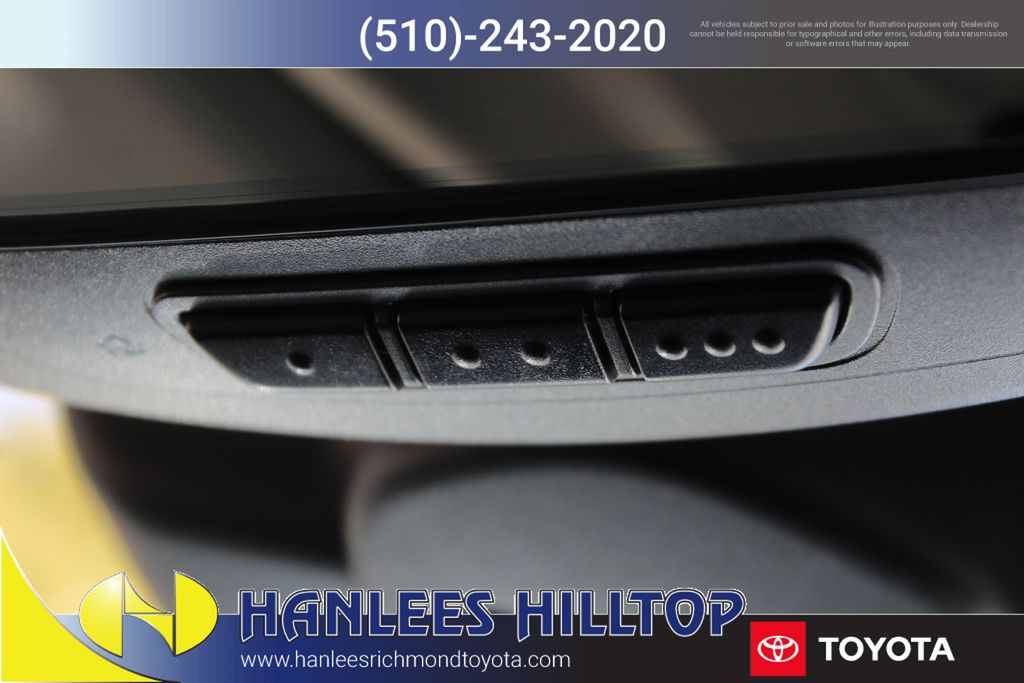 2021 Volvo S60 Recharge T8 R-Design Expression AWD photo 21