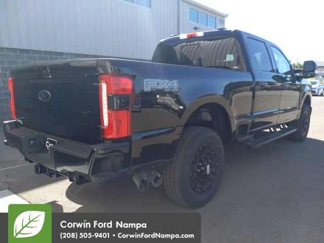 2025 Ford F-250 Lariat photo 3