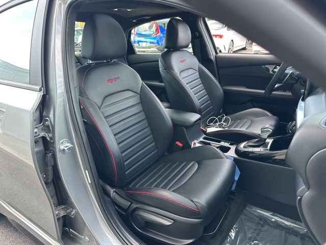 2023 Kia Forte GT photo 39