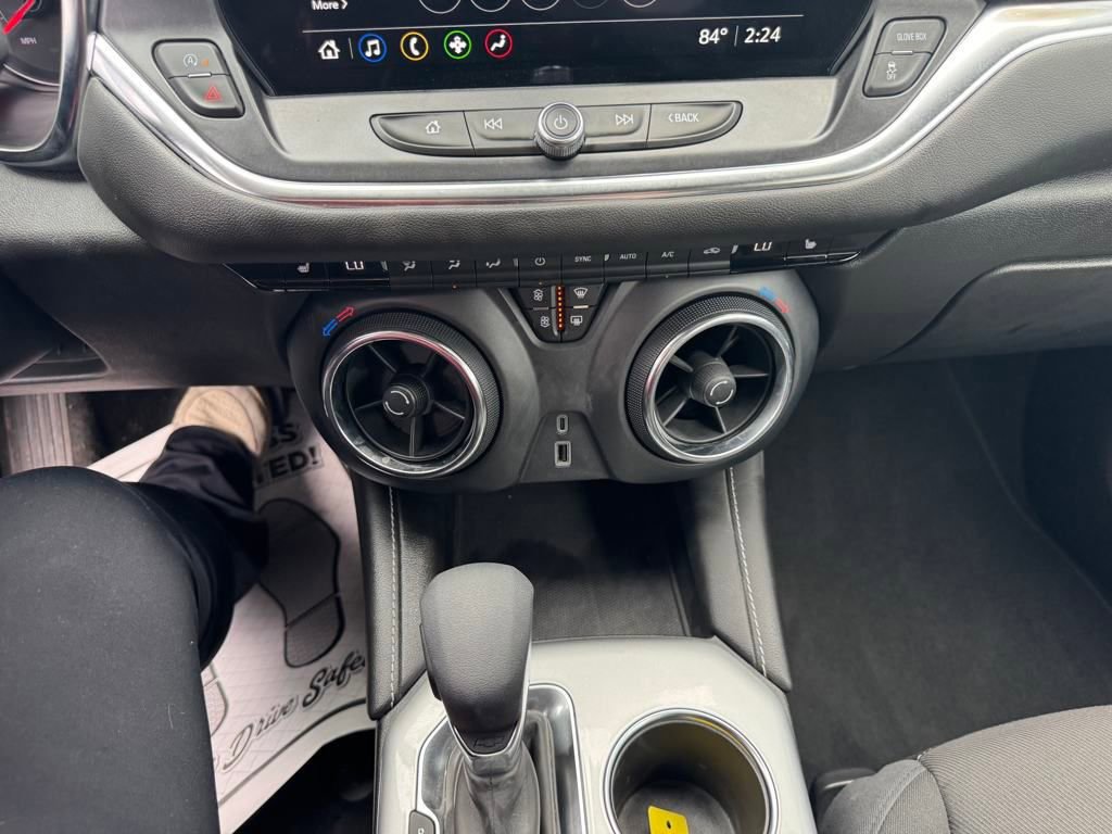 2025 Chevrolet Blazer 2LT photo 18