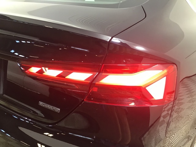 2022 Audi A5 Premium Plus Quattro photo 23