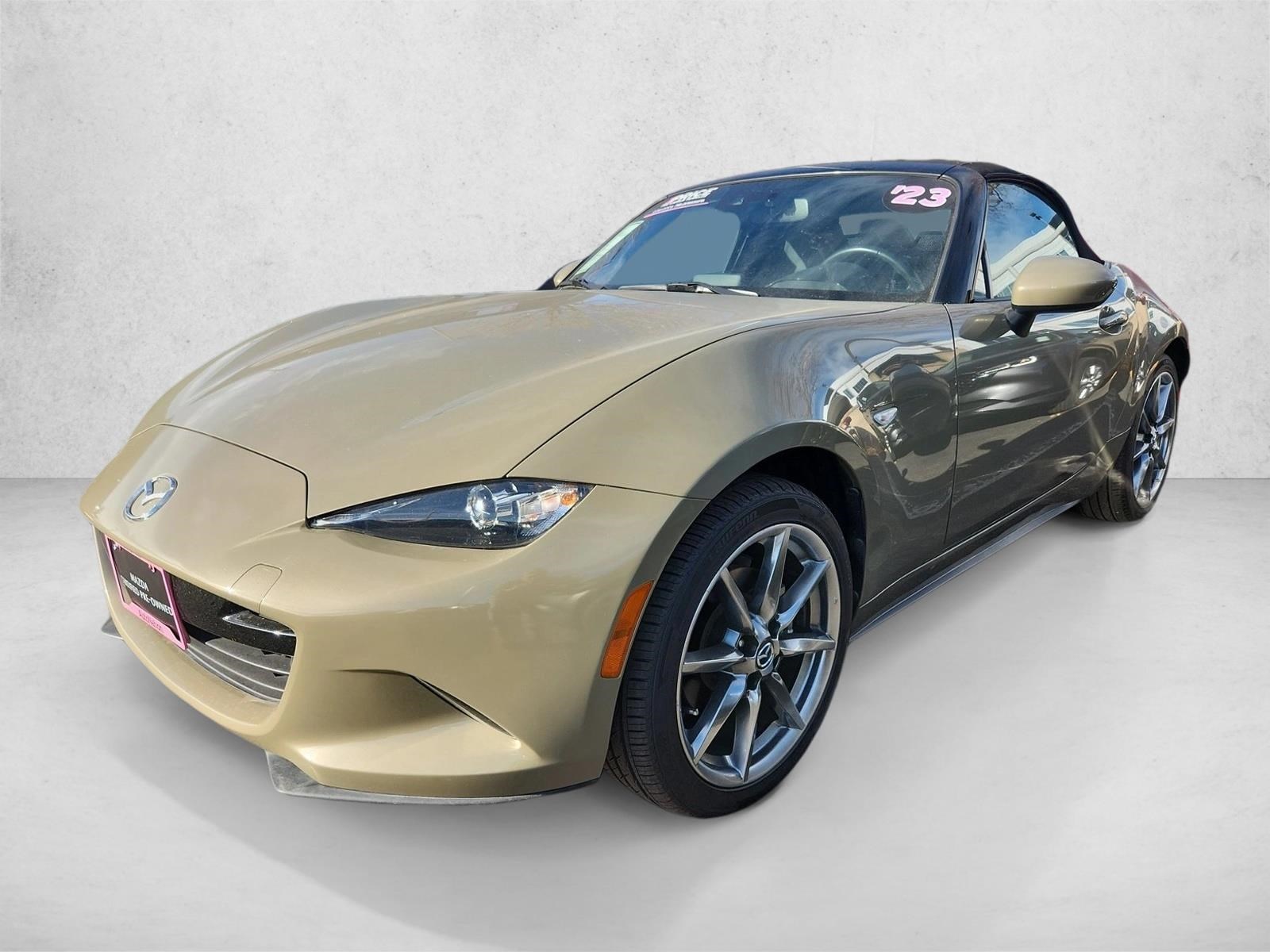 2023 Mazda MX-5 Miata Grand Touring's photo