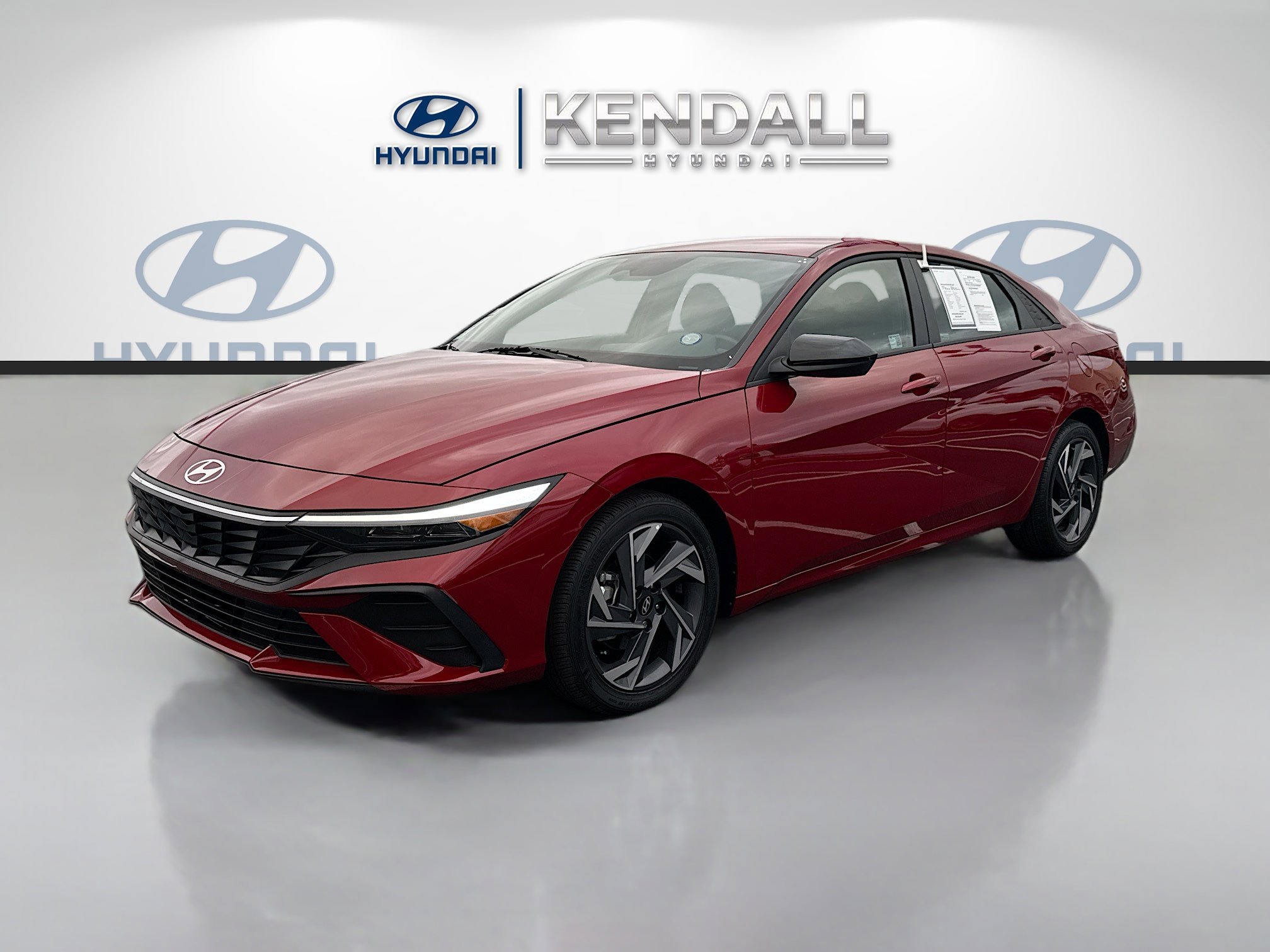 2025 Hyundai Elantra SEL Sport photo 3