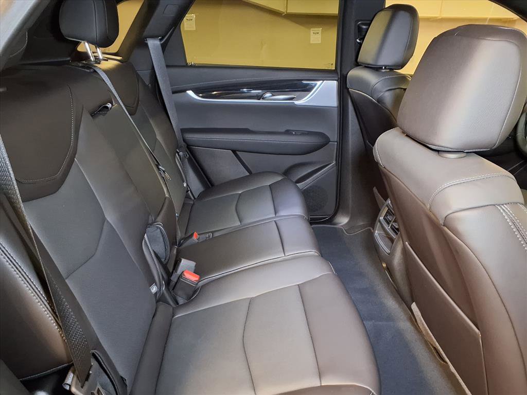 2025 Cadillac XT5 Premium Luxury photo 4