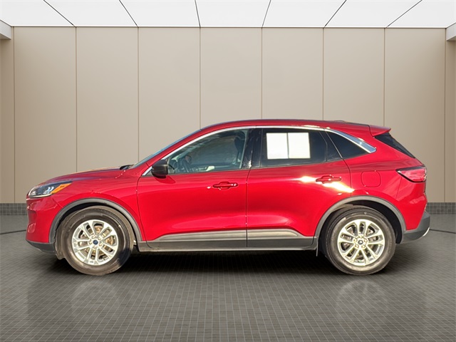 2022 Ford Escape SE photo 2