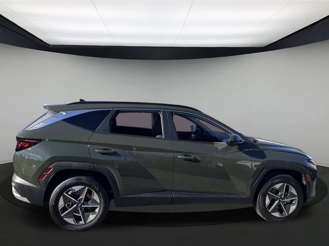 2025 Hyundai Tucson SEL photo 3