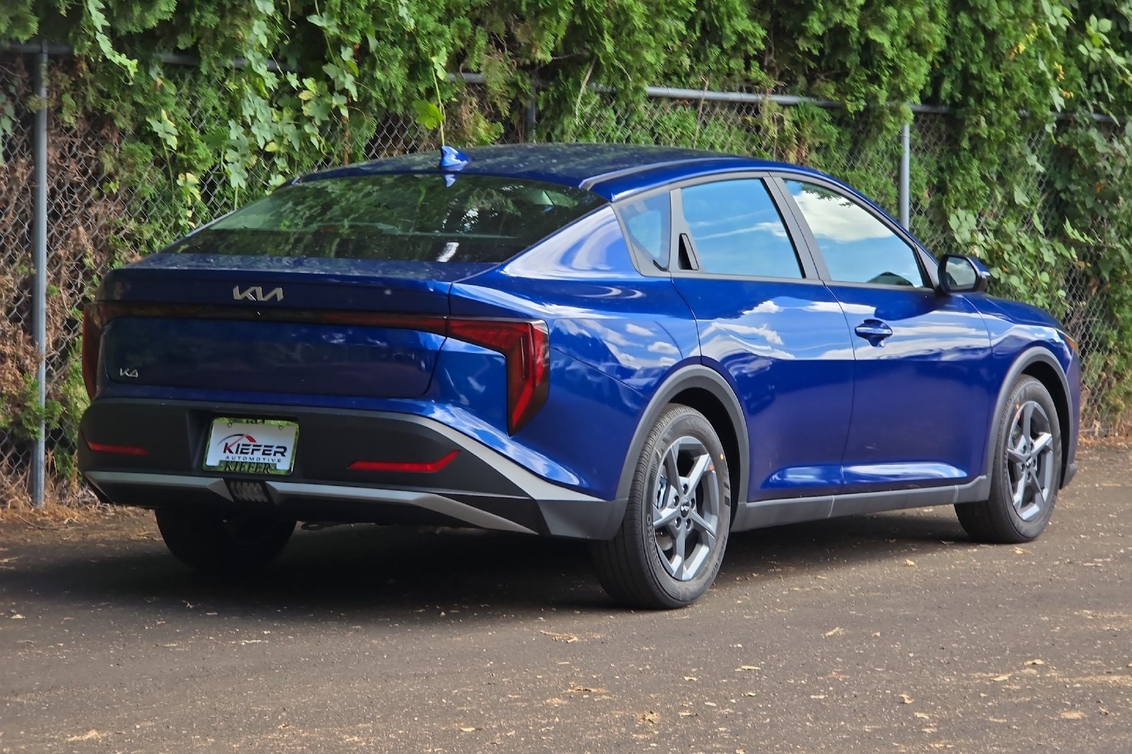 2025 Kia K4 LXS photo 3