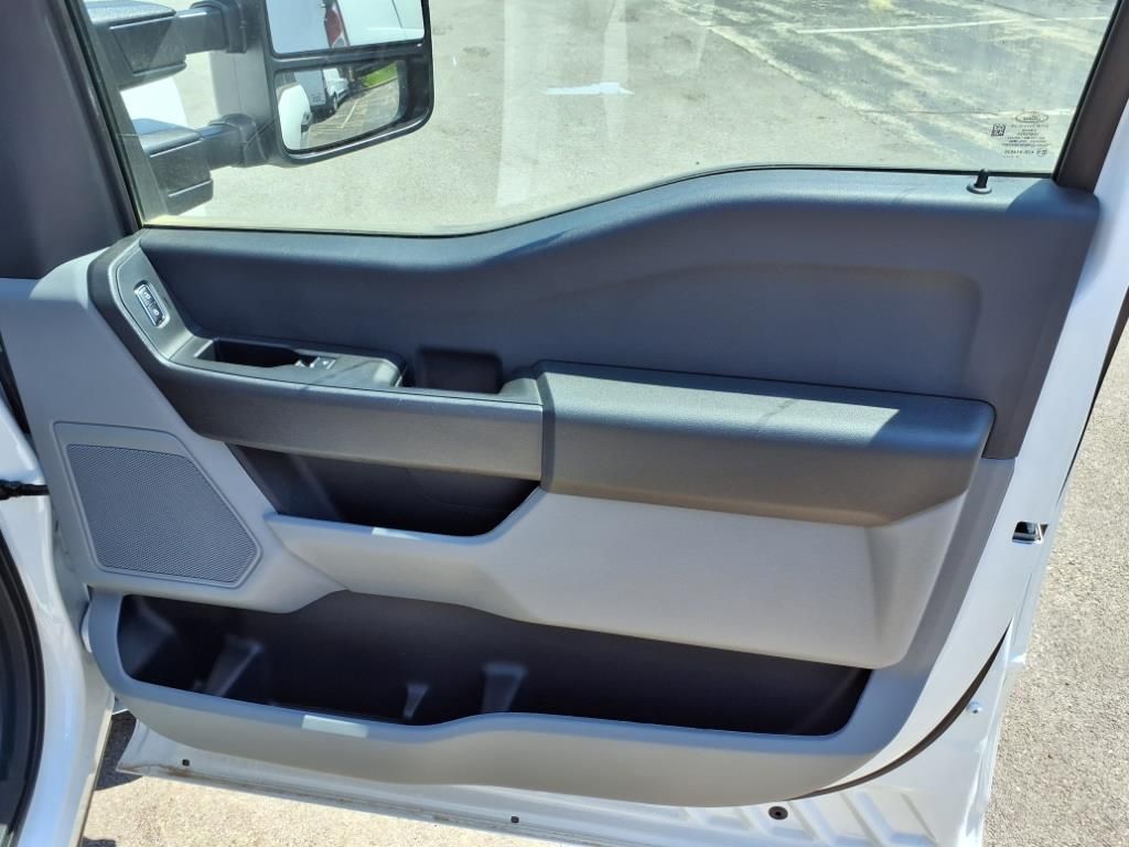 2023 FORD F-350 - Image 33