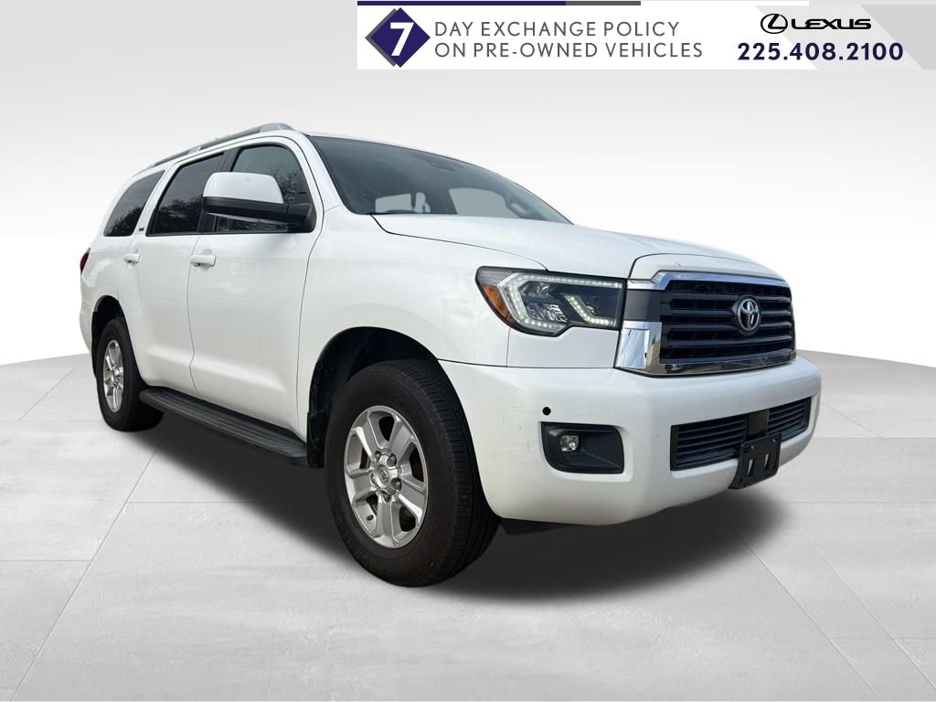 2018 Toyota Sequoia SR5's photo