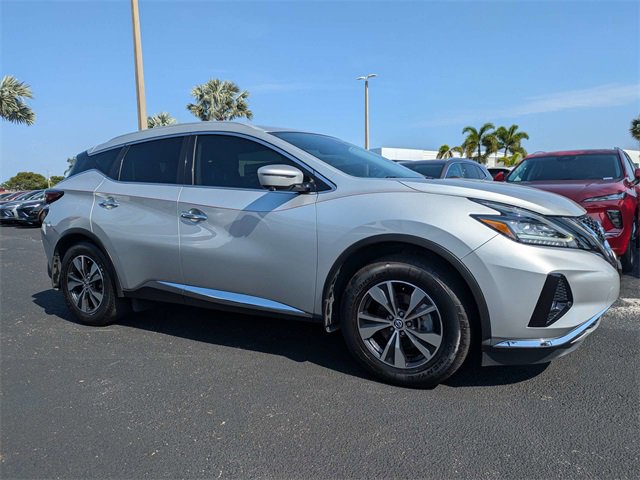 2022 Nissan Murano Platinum photo 2