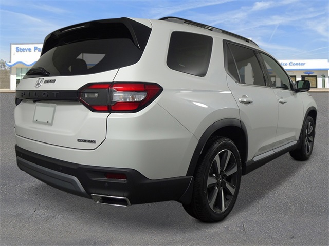 2025 Honda Pilot Touring photo 3