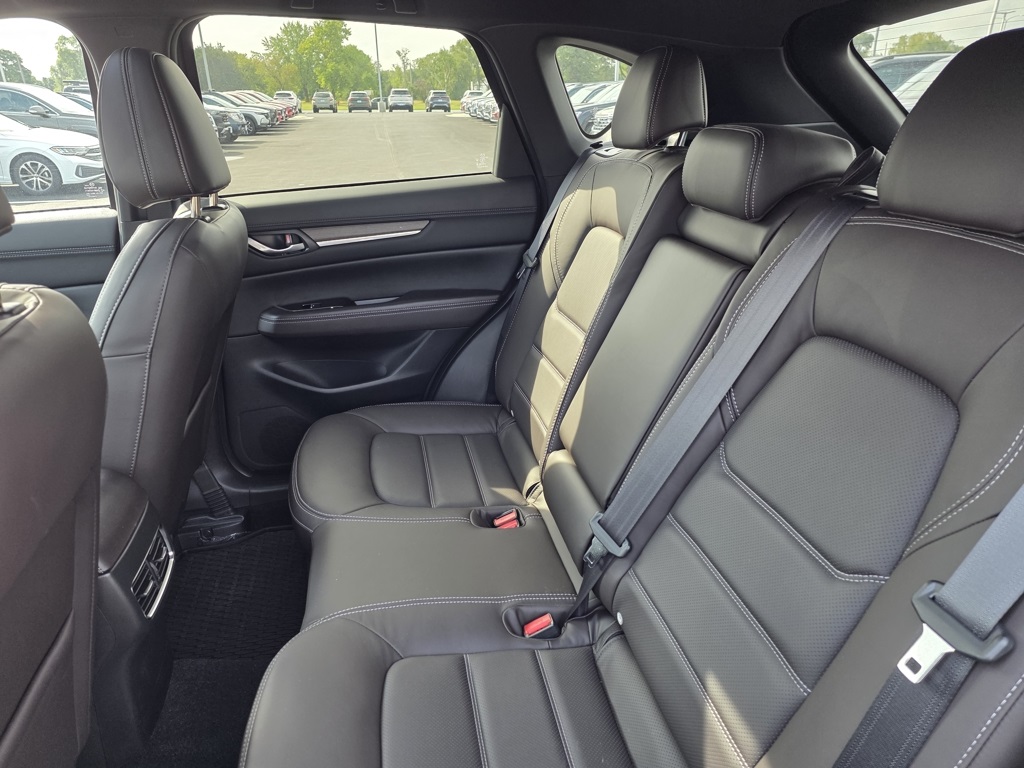 2025 Mazda CX-5 2.5 Turbo Signature photo 4