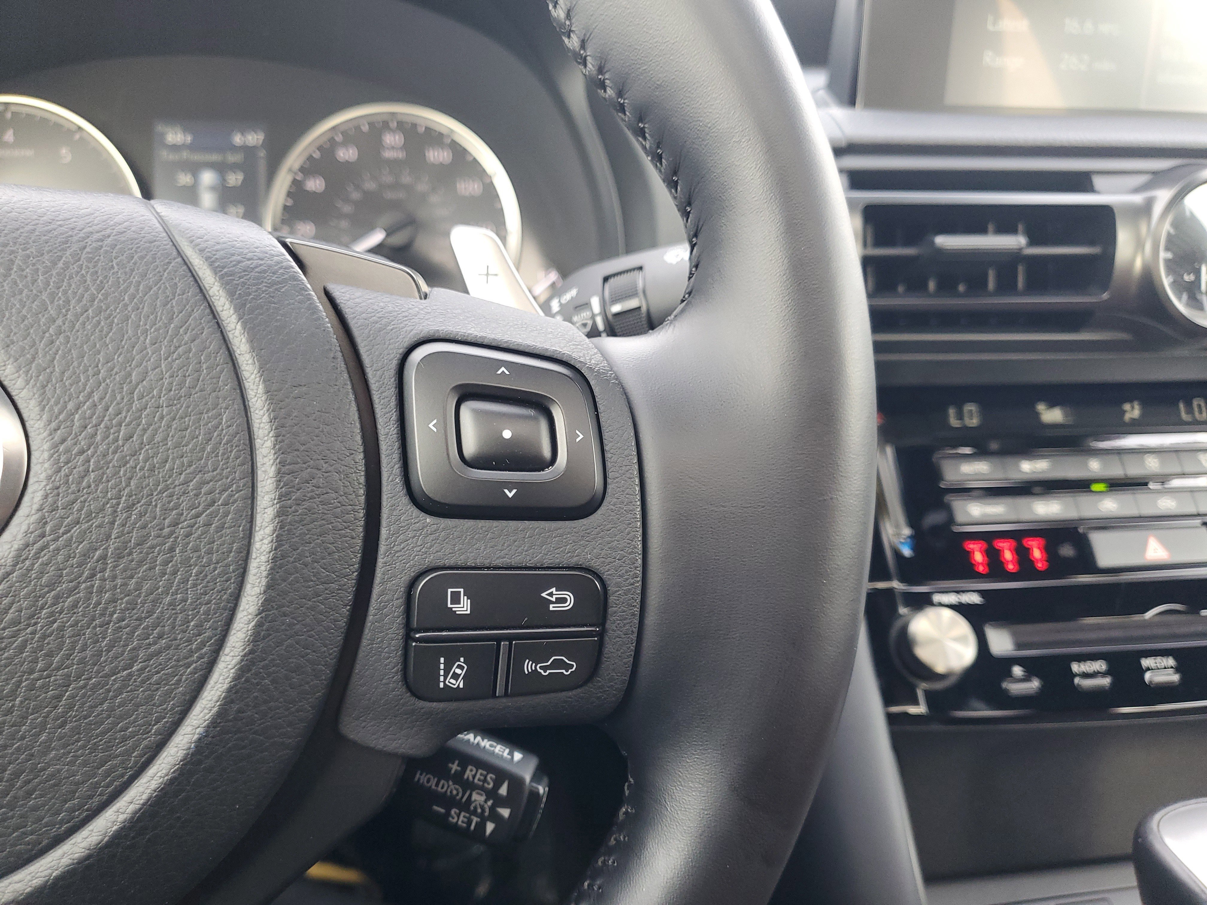 2024 Lexus IS 300 photo 24