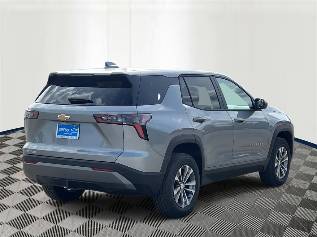 2026 Chevrolet Equinox LT photo 4