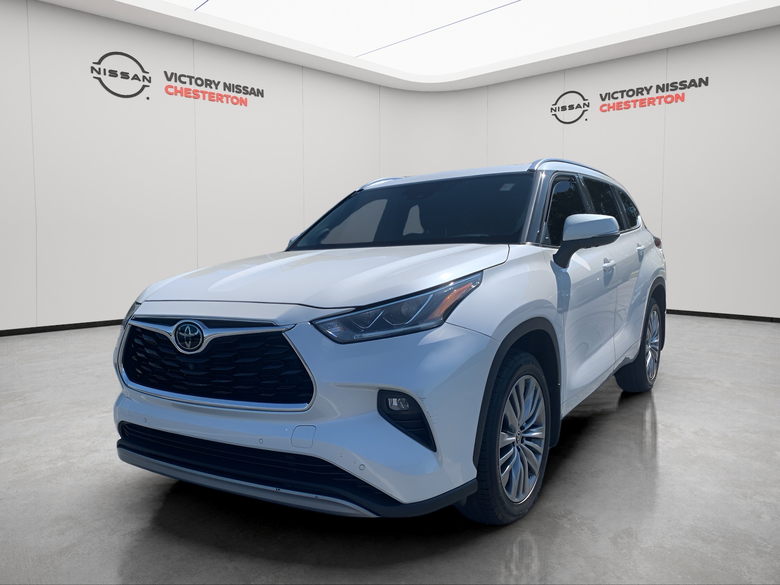 2021 Toyota Highlander Platinum's photo