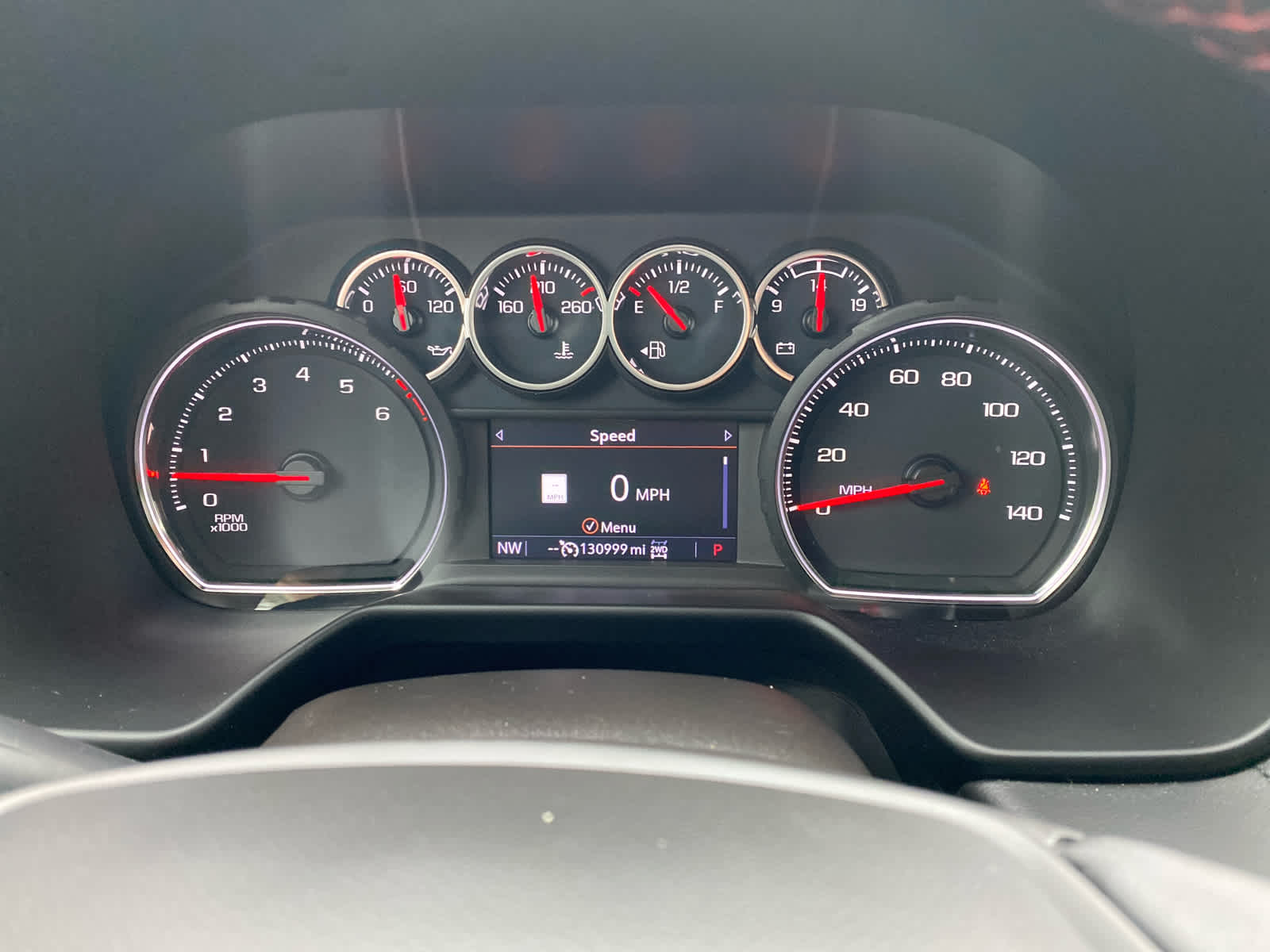 2021 Chevrolet Suburban RST photo 17