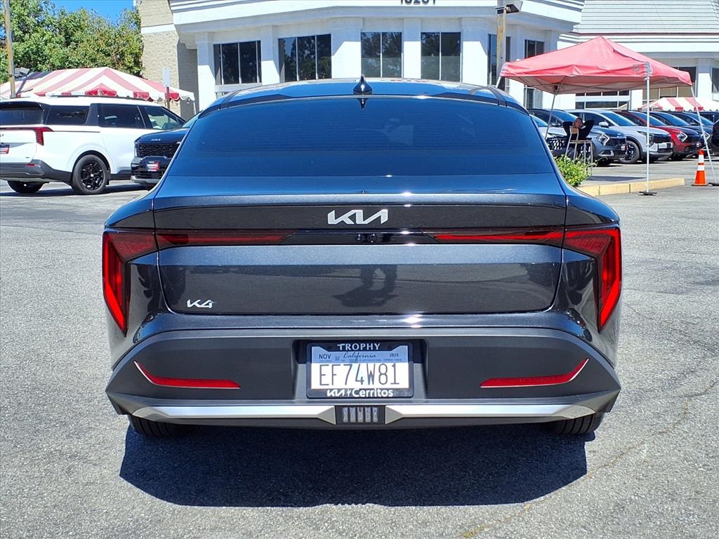 2025 Kia K4 LXS photo 3