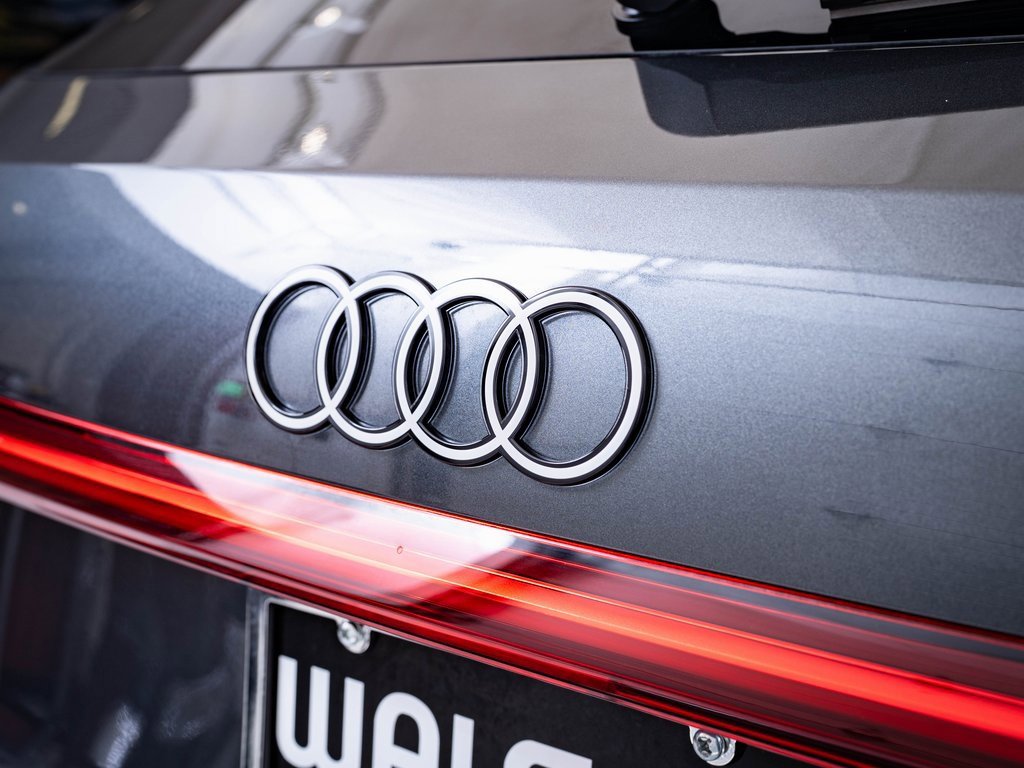 2025 Audi Q5 2.0T Prestige photo 8