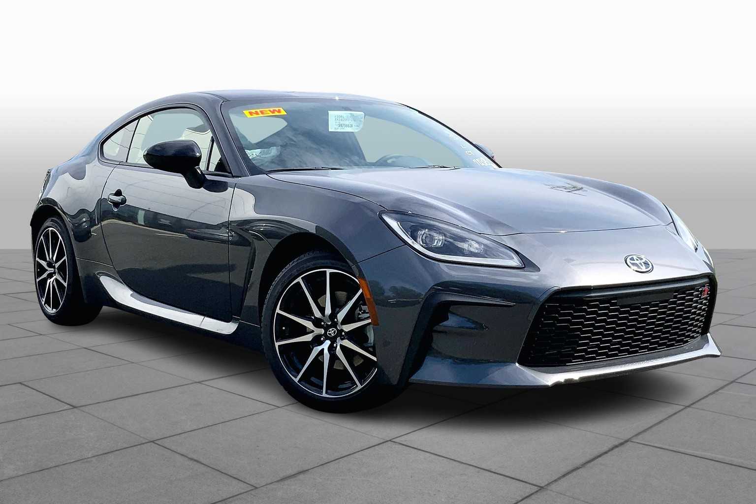 2025 Toyota GR86 photo 2