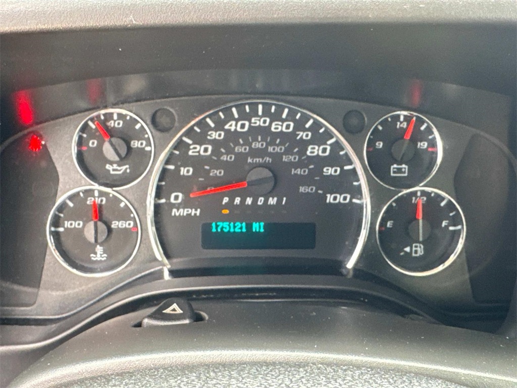 2019 Chevrolet Express 3500 Work Van photo 29