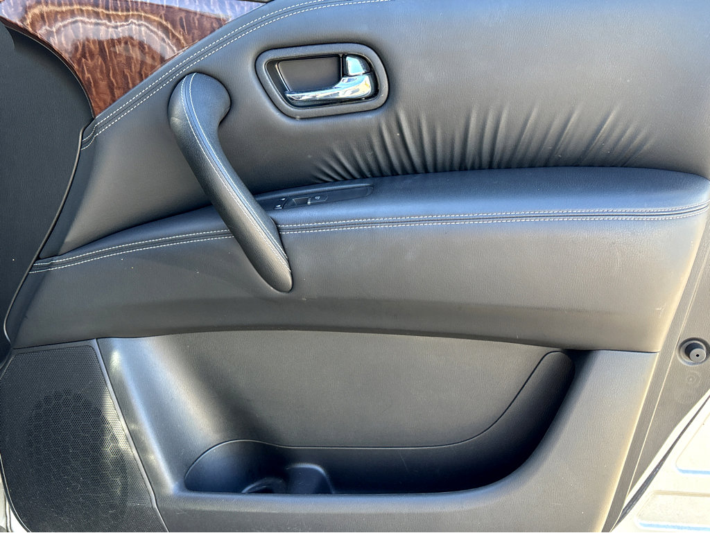 2018 Nissan Armada SL photo 11