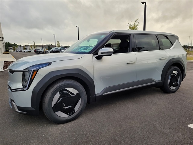 2026 Kia EV9 Light photo 3
