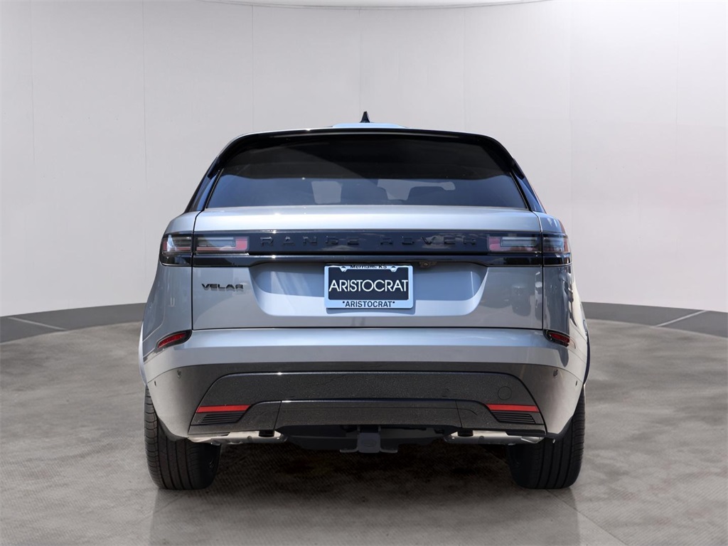 2026 Land Rover Range Rover Velar SE photo 4