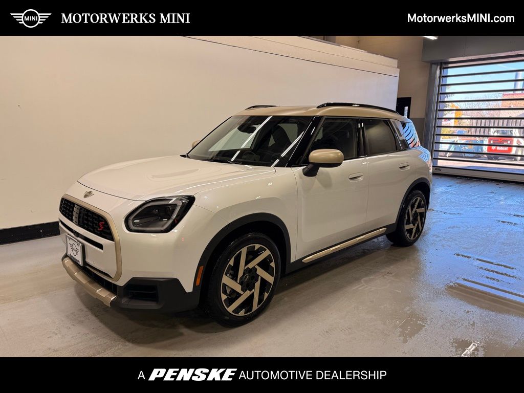 2026 MINI Countryman S's photo