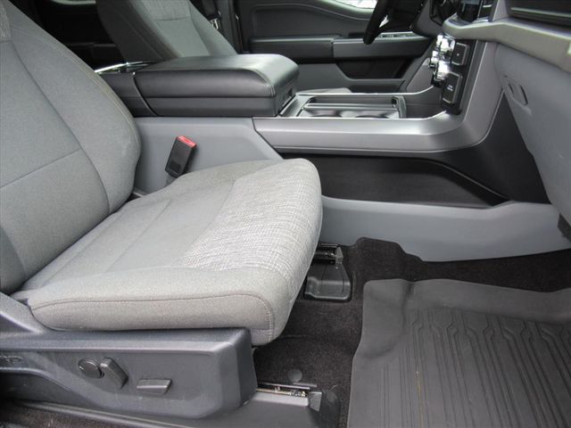 2022 Ford F-150 XLT photo 10